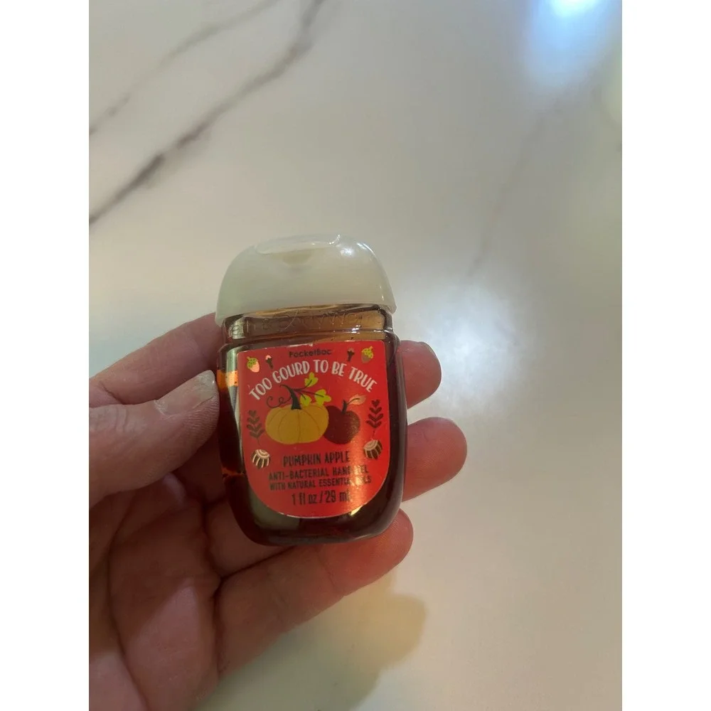 Bath & Body Works Hand Sanitizer Set Warm Vanilla Sugar Pumpkin Apple Tis Season